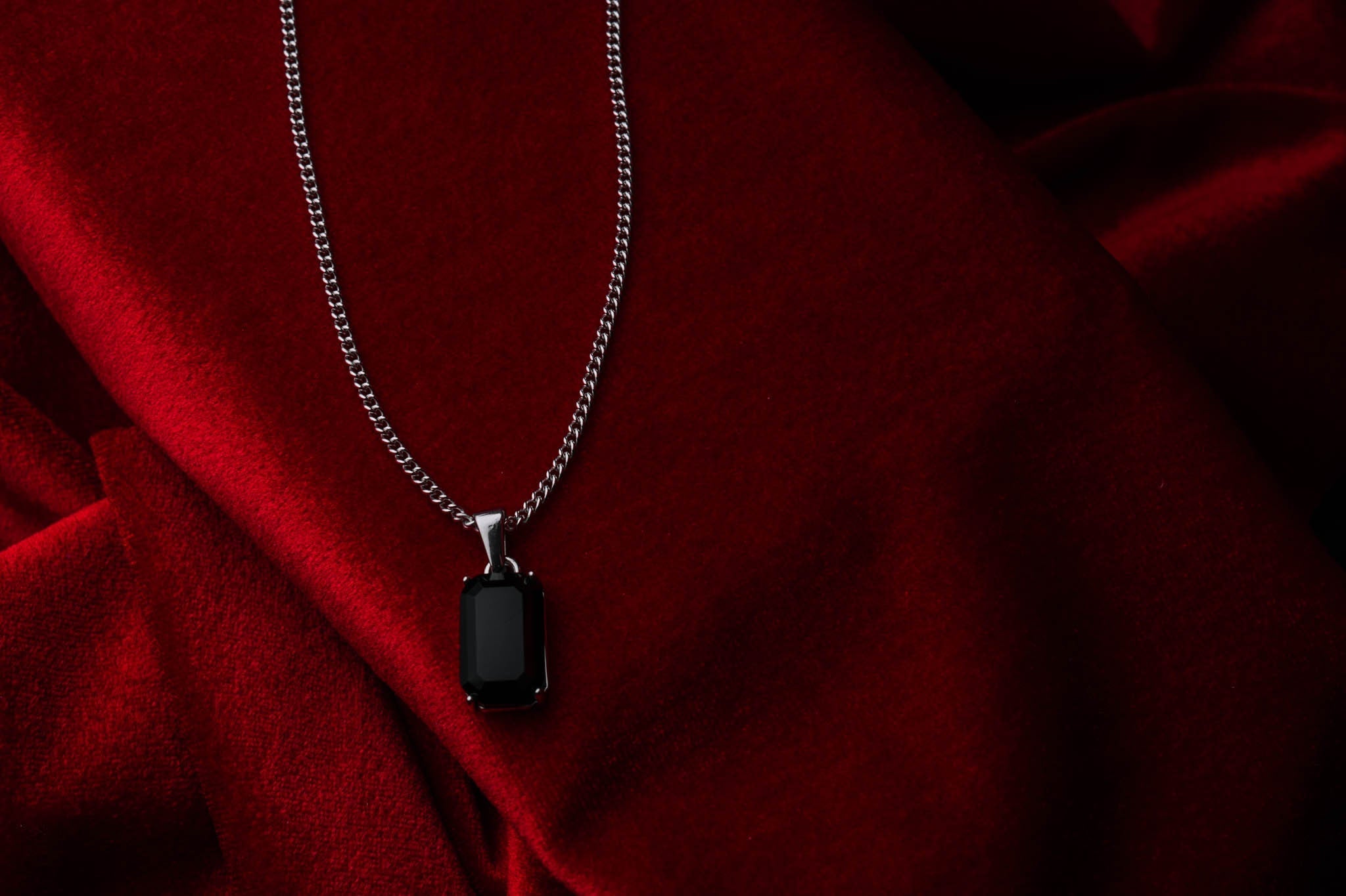 Srebrny naszyjnik CRYSTAL