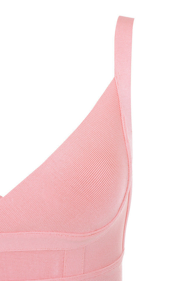 Różowa sukienka bandage