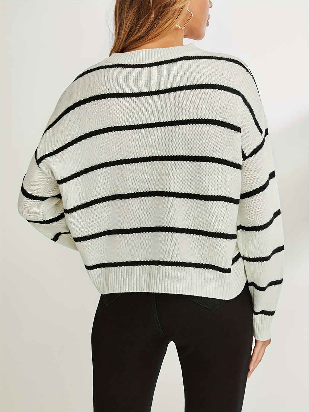 EMMA | Pasiasty sweter z dzianiny
