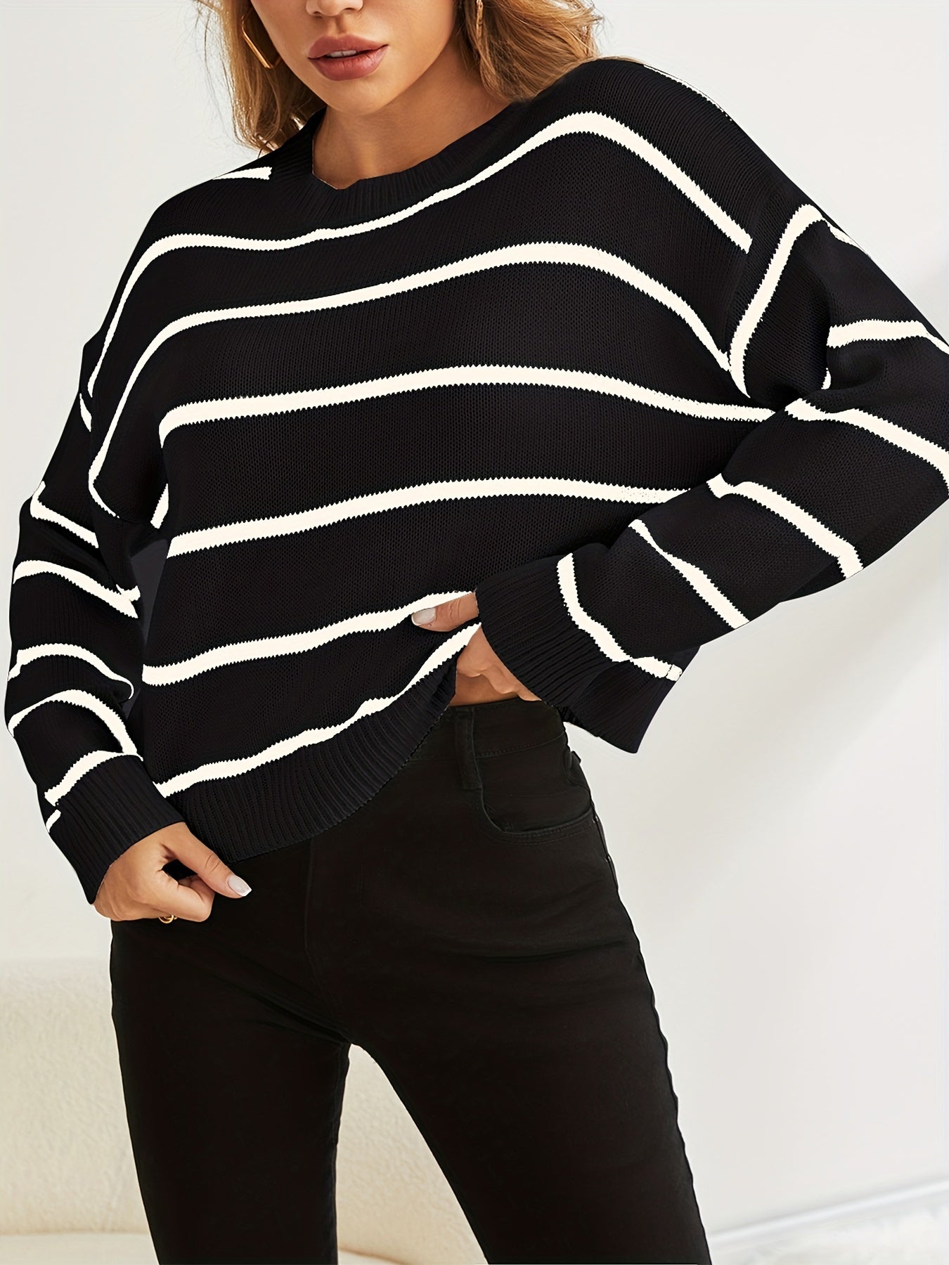 EMMA | Pasiasty sweter z dzianiny