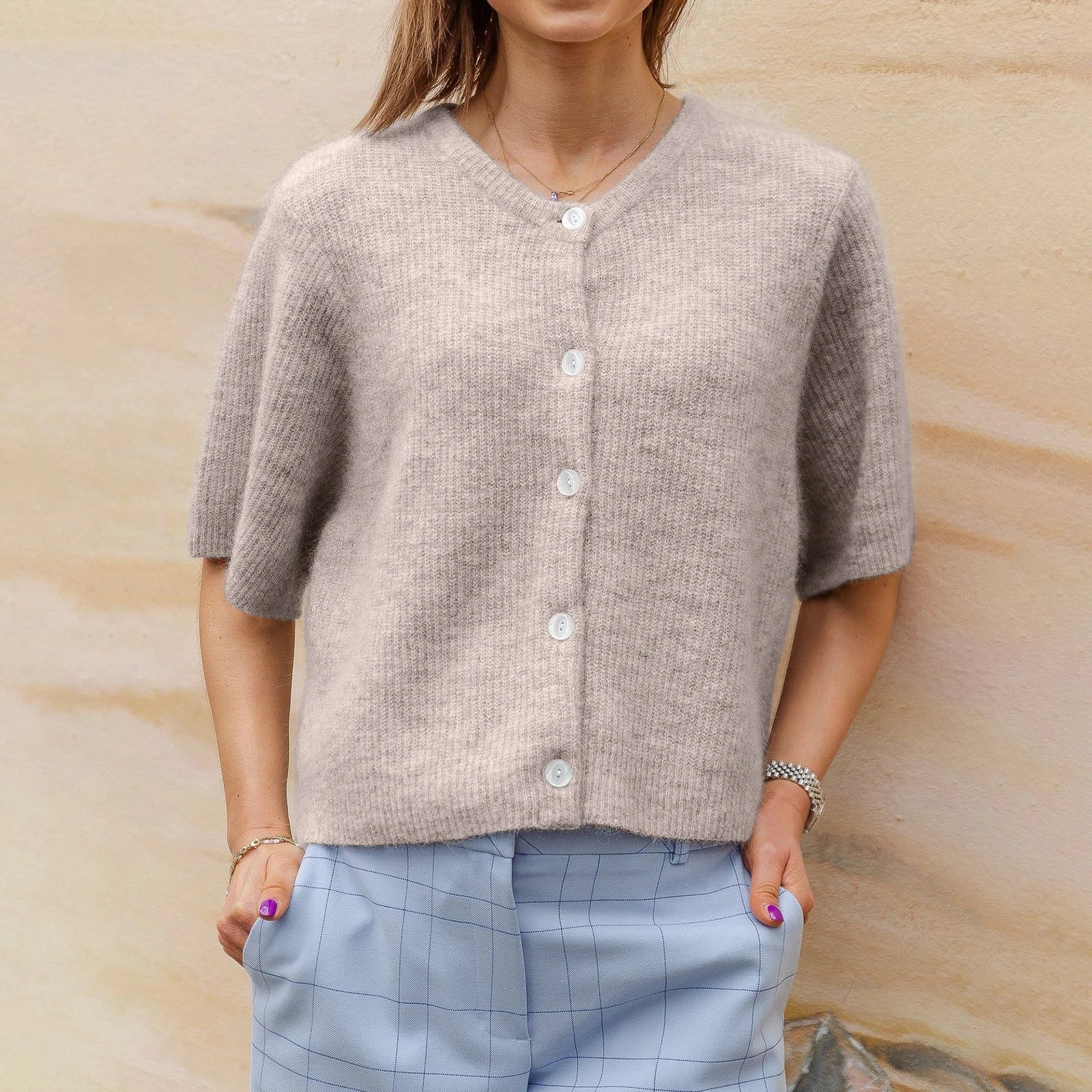 NORA | Kamizelka streetwear z krótkim rękawem