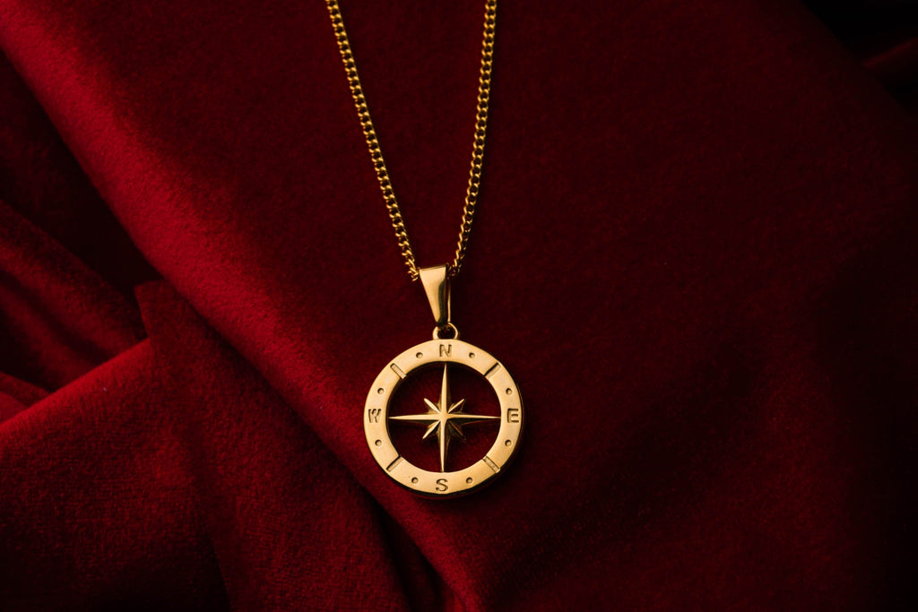 Złoty naszyjnik COMPASS