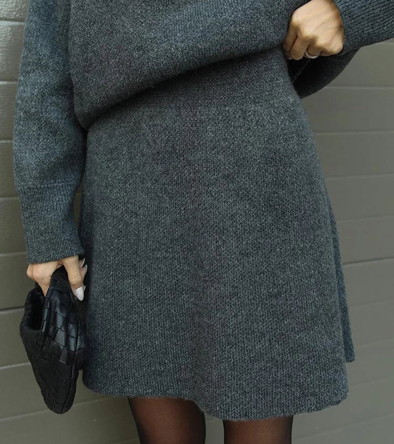 Marie™ Luksusowy Komplet Dzianinowy – Sweter + Spódnica