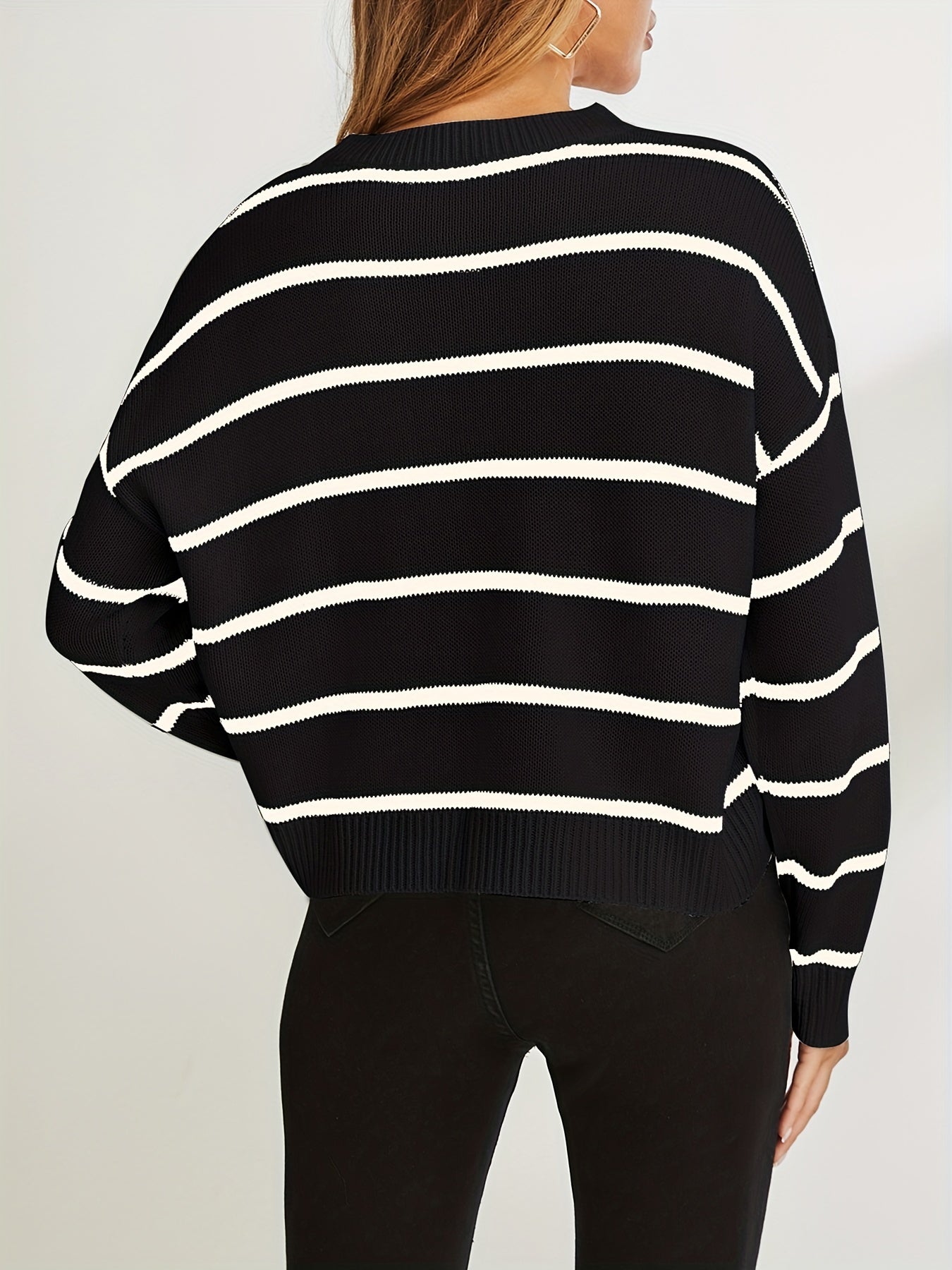 EMMA | Pasiasty sweter z dzianiny