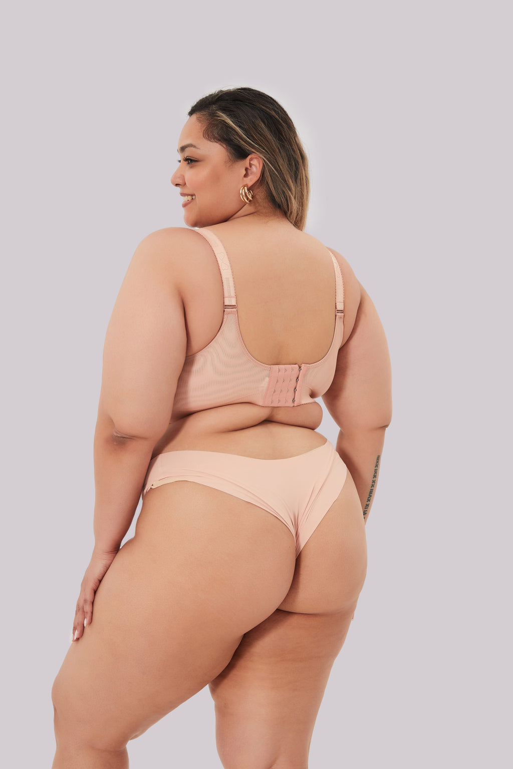 Tamilla™ – Biustonosz Bez Fiszbiny z Ultra Wsparciem